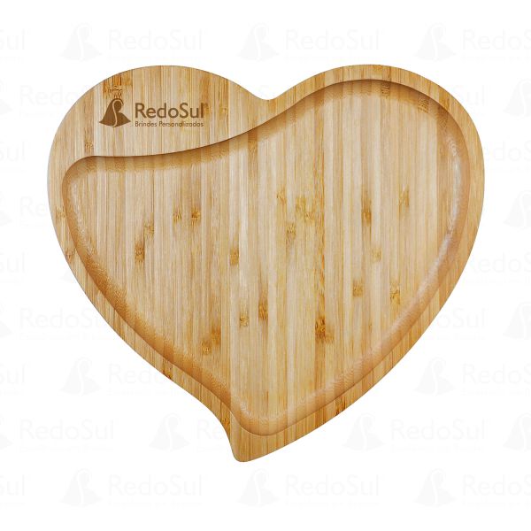 Petisqueira personalizada em formato de coração